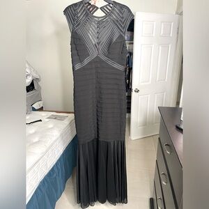 Black cocktail dress
Wedding dress